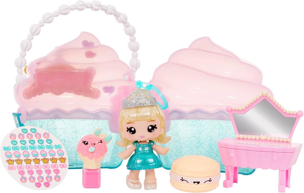 Игровой набор Yummiland Cupcake Beauty Bag с куклой Callie Birthday Cake